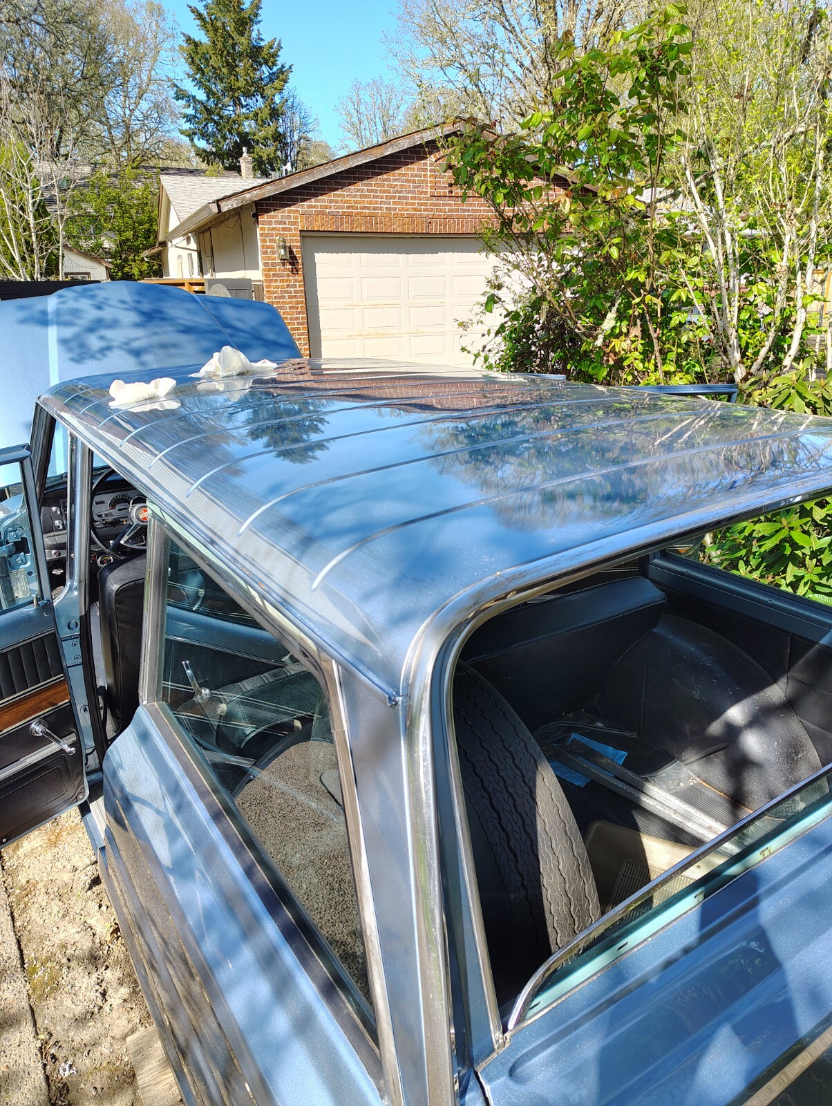 Jeep-Wagoneer-1971-Wagon-2