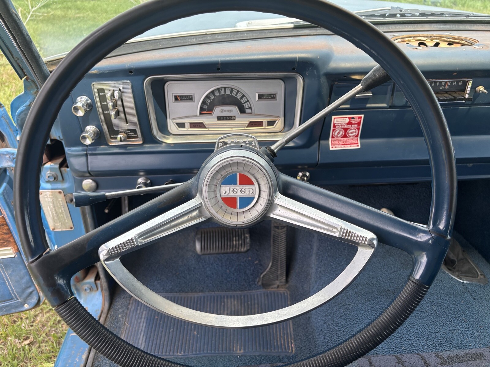 Jeep-Wagoneer-1971-Wagon-22