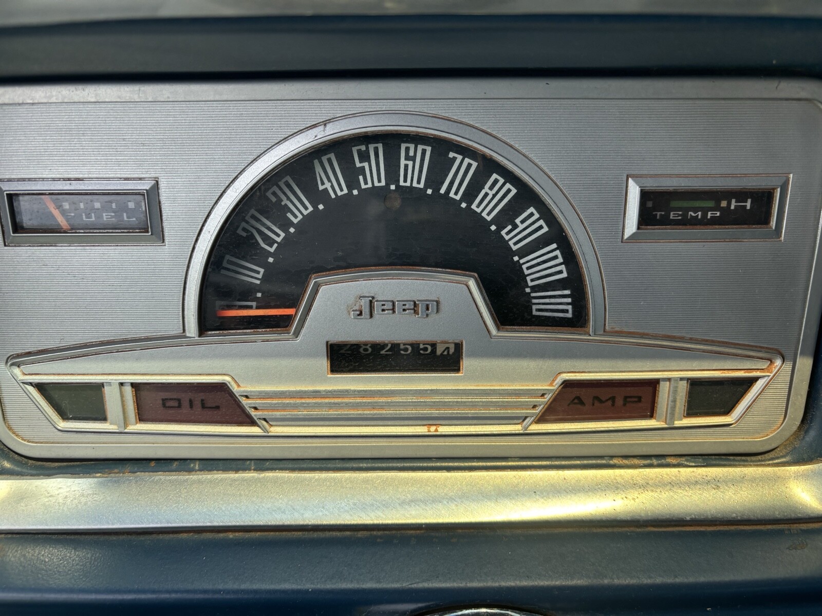 Jeep-Wagoneer-1971-Wagon-23