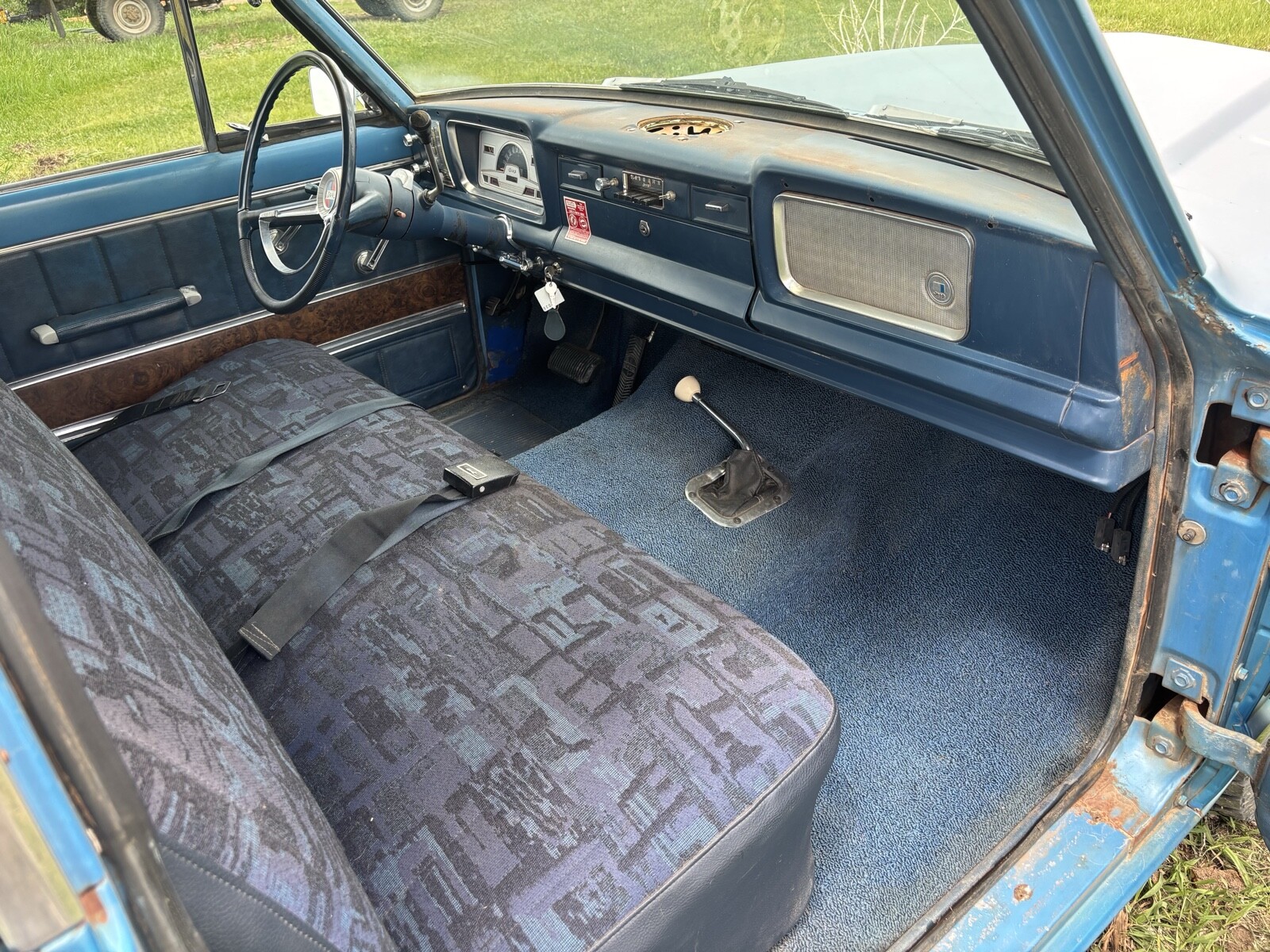 Jeep-Wagoneer-1971-Wagon-25