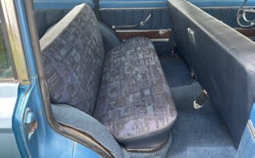 Jeep-Wagoneer-1971-Wagon-27