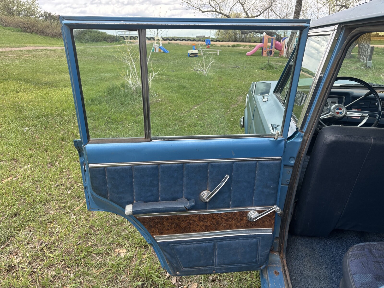 Jeep-Wagoneer-1971-Wagon-29