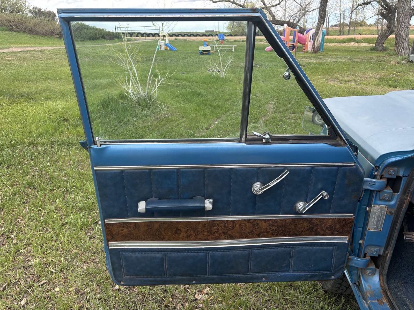 Jeep-Wagoneer-1971-Wagon-32