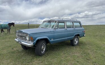 Jeep-Wagoneer-1971-Wagon-4