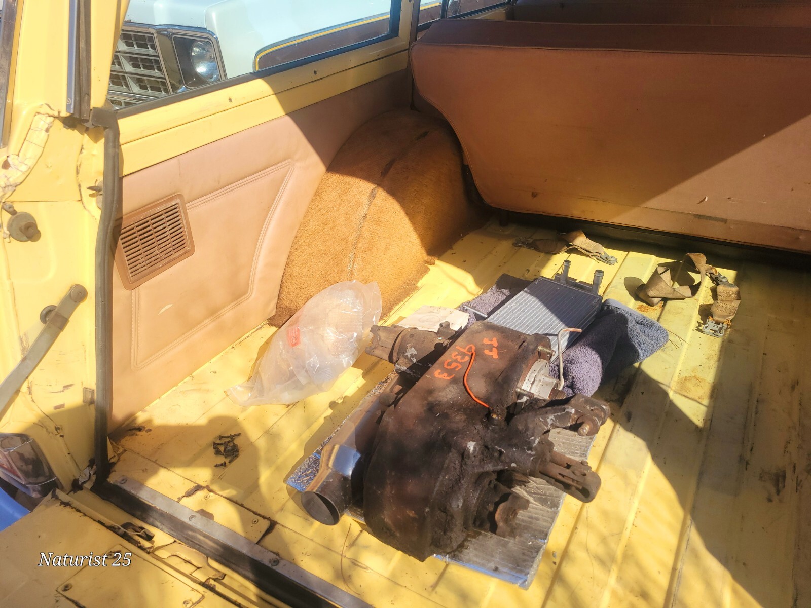 Jeep-Wagoneer-1980-Wagon-15