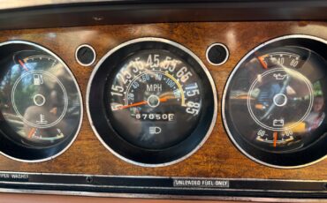 Jeep-Wagoneer-1981-SUV-11
