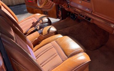 Jeep-Wagoneer-1981-SUV-16