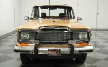 Jeep-Wagoneer-1985-Jeep-14