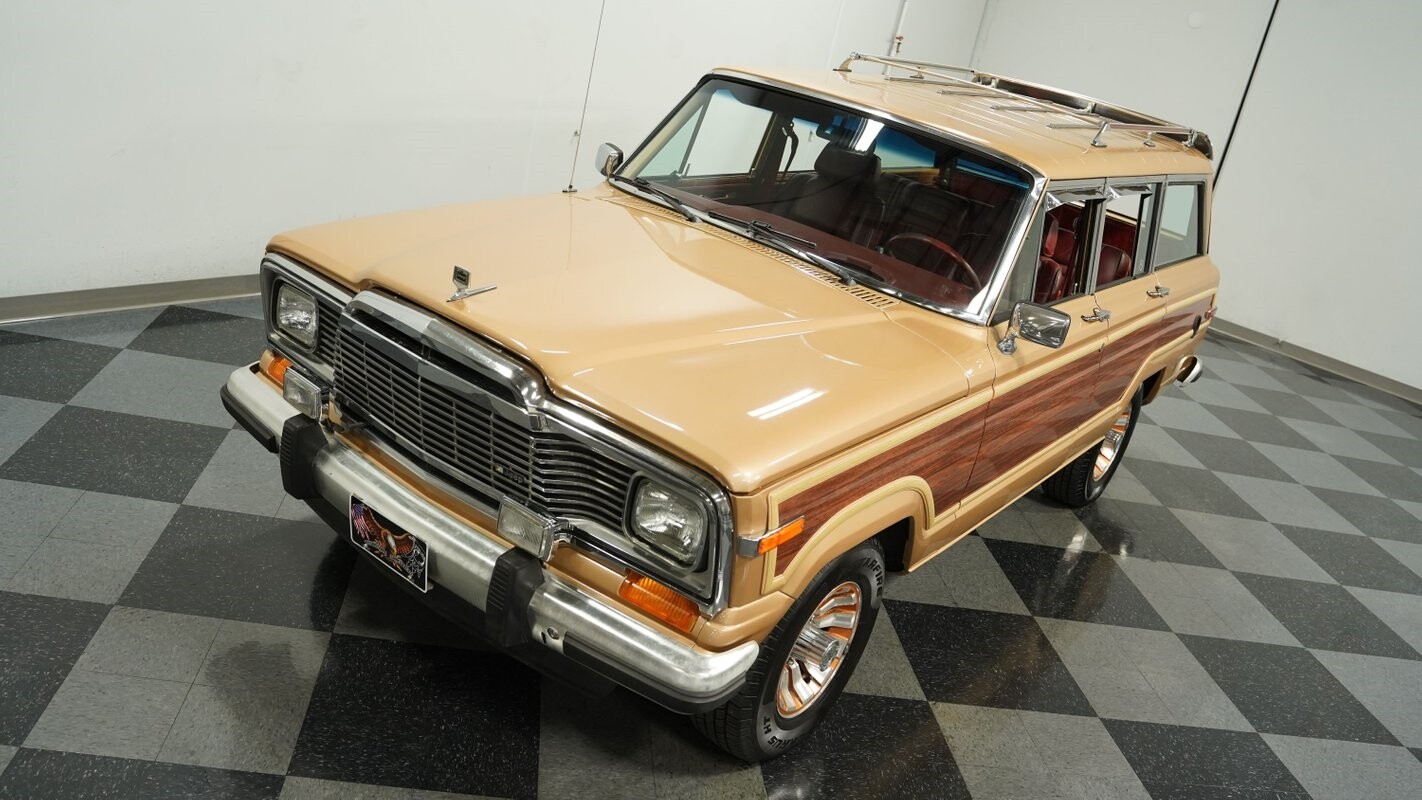 Jeep-Wagoneer-1985-Jeep-16