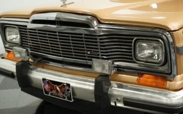 Jeep-Wagoneer-1985-Jeep-17