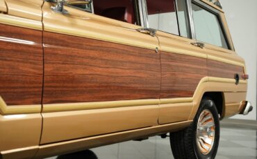 Jeep-Wagoneer-1985-Jeep-18