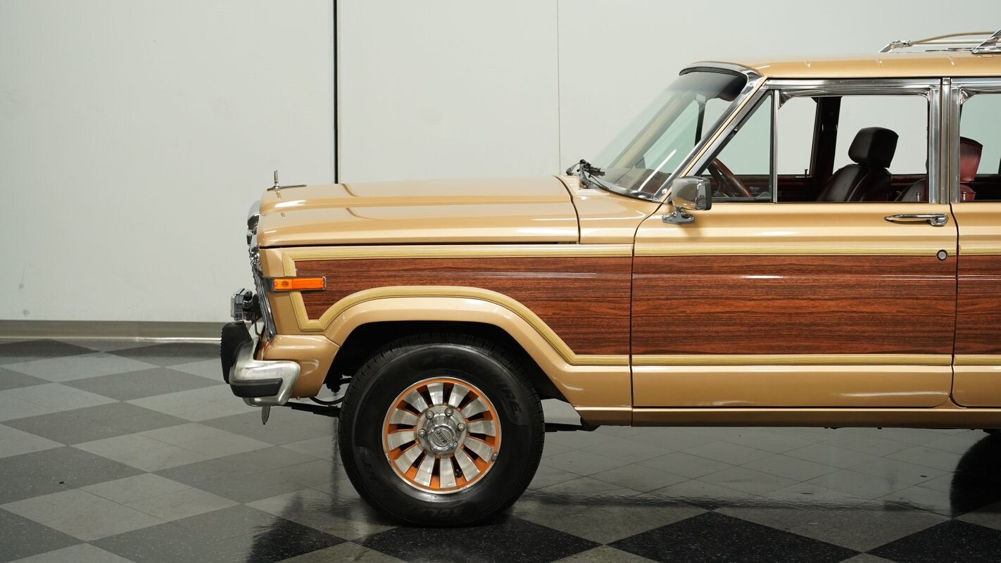 Jeep-Wagoneer-1985-Jeep-19