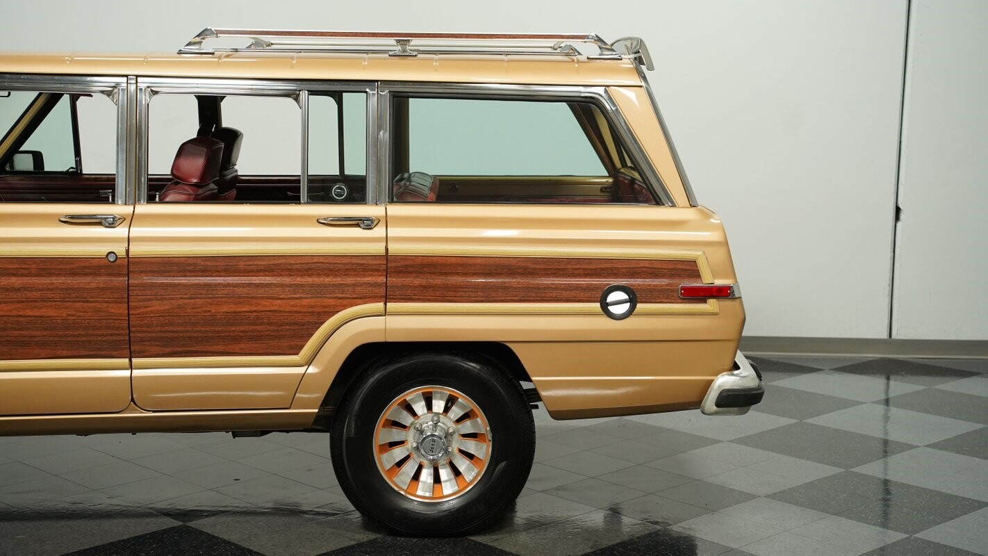 Jeep-Wagoneer-1985-Jeep-20