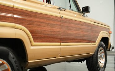 Jeep-Wagoneer-1985-Jeep-24