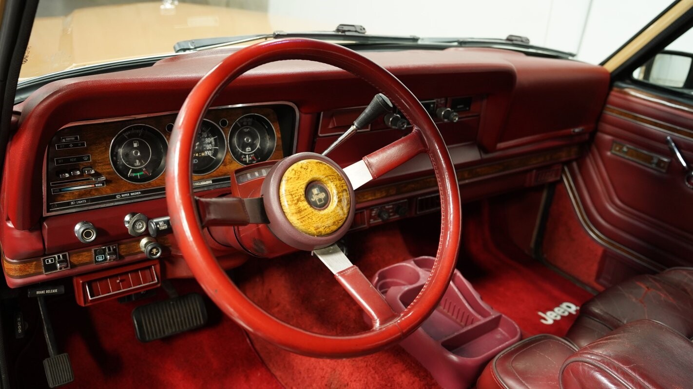 Jeep-Wagoneer-1985-Jeep-32