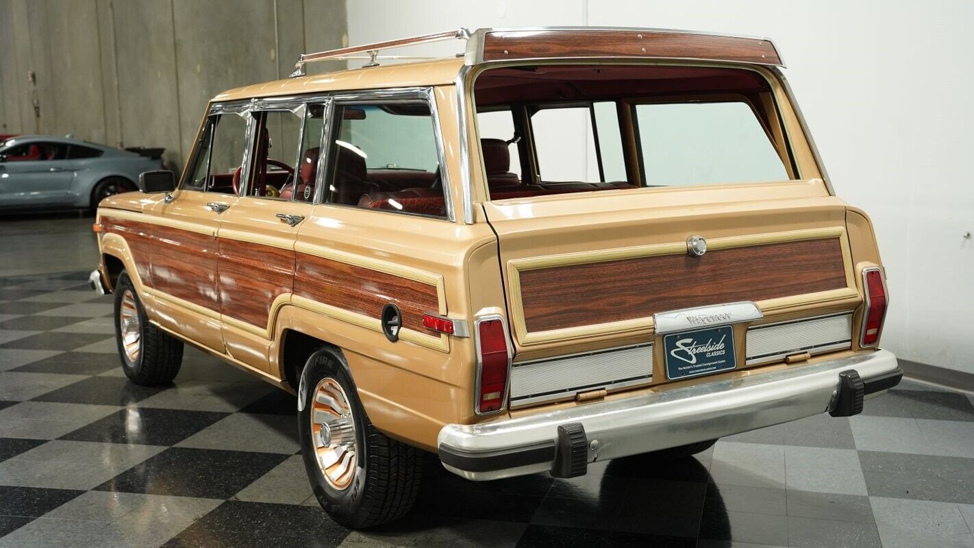 Jeep-Wagoneer-1985-Jeep-7