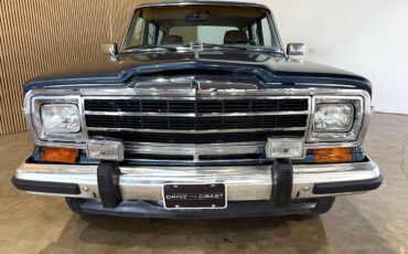 Jeep-Wagoneer-1988-SUV-5