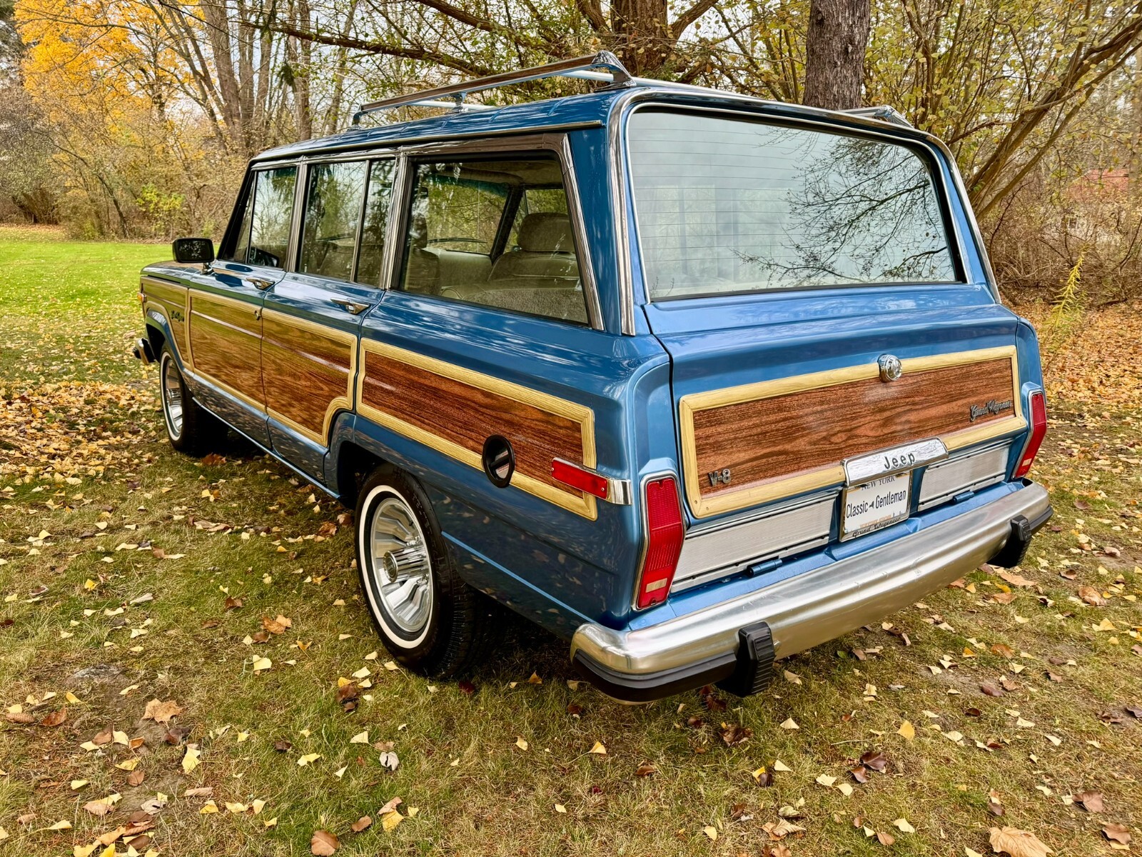 Jeep-Wagoneer-1991-SUV-14