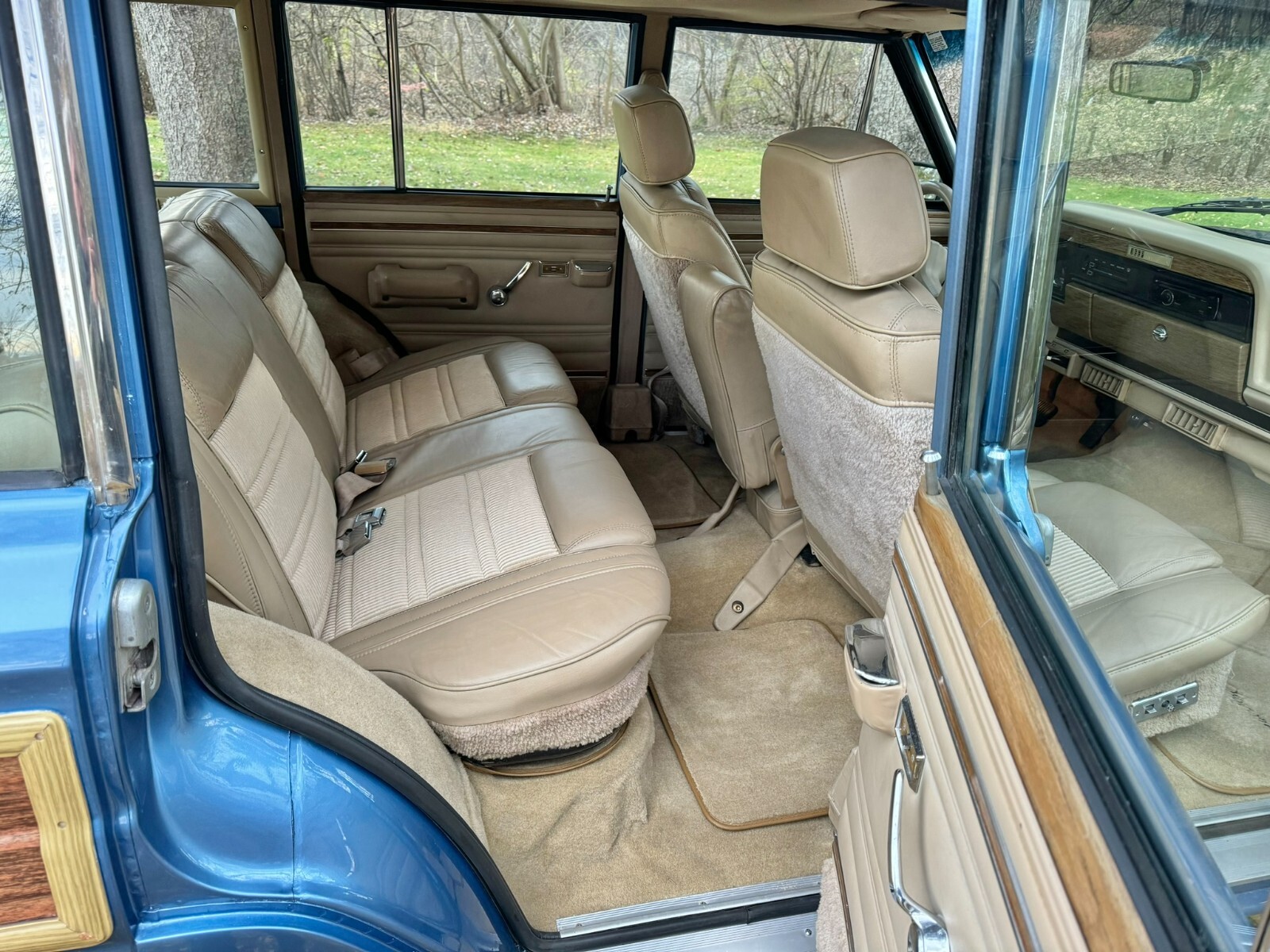 Jeep-Wagoneer-1991-SUV-29