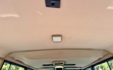 Jeep-Wagoneer-1991-SUV-34