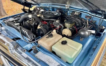 Jeep-Wagoneer-1991-SUV-35