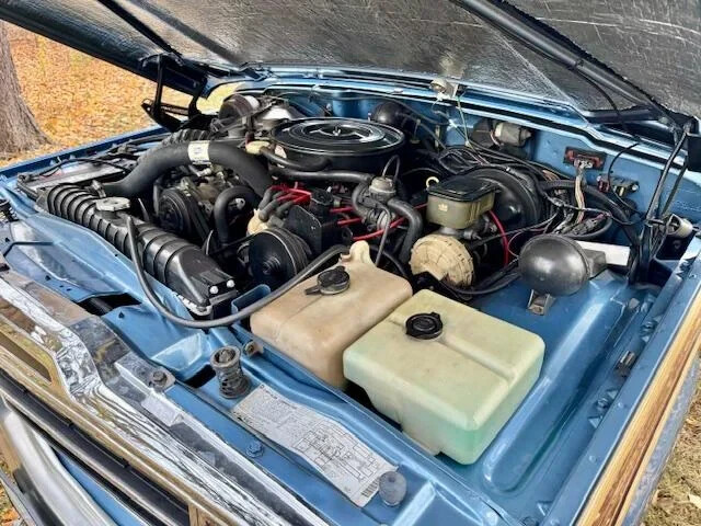 Jeep-Wagoneer-1991-SUV-35