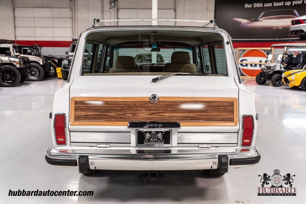 Jeep-Wagoneer-1991-SUV-6