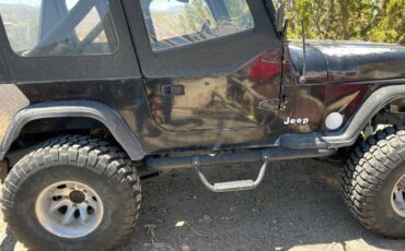 Jeep-Wrangler-1978-black-6