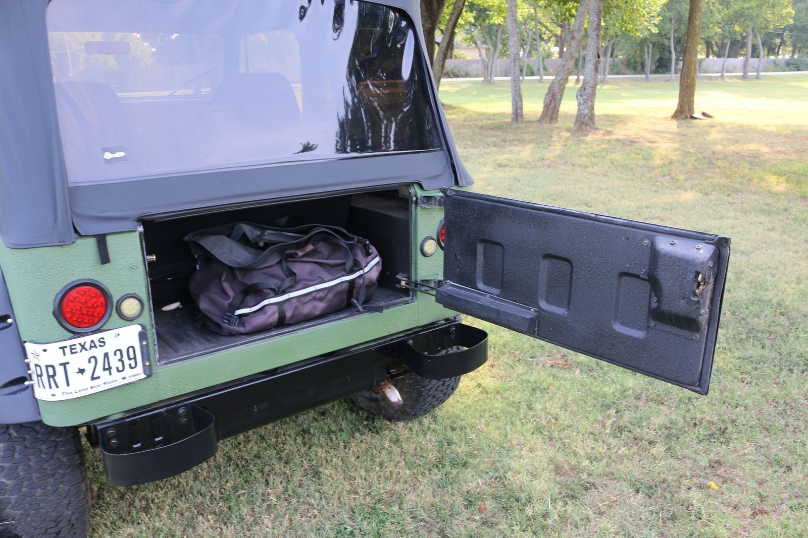 Jeep-Wrangler-1988-18