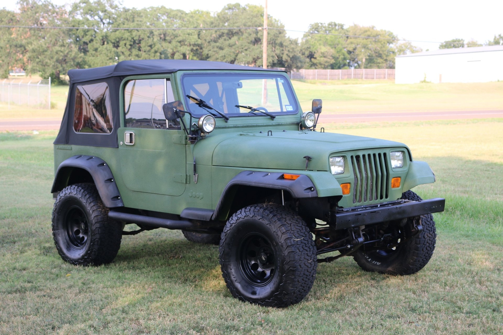 Jeep-Wrangler-1988