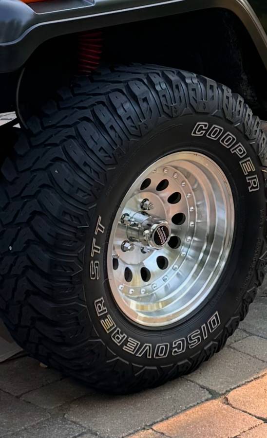 Jeep-Wrangler-1989-8