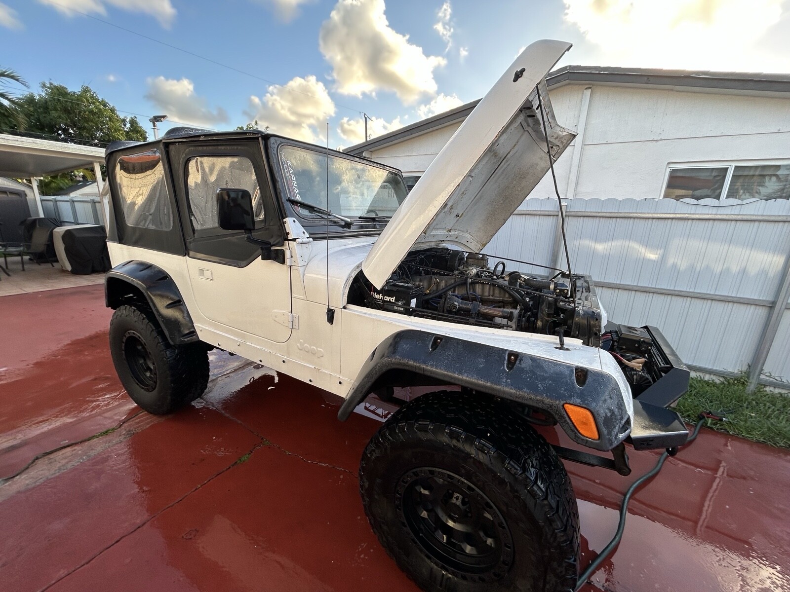Jeep-Wrangler-1989-SUV-2
