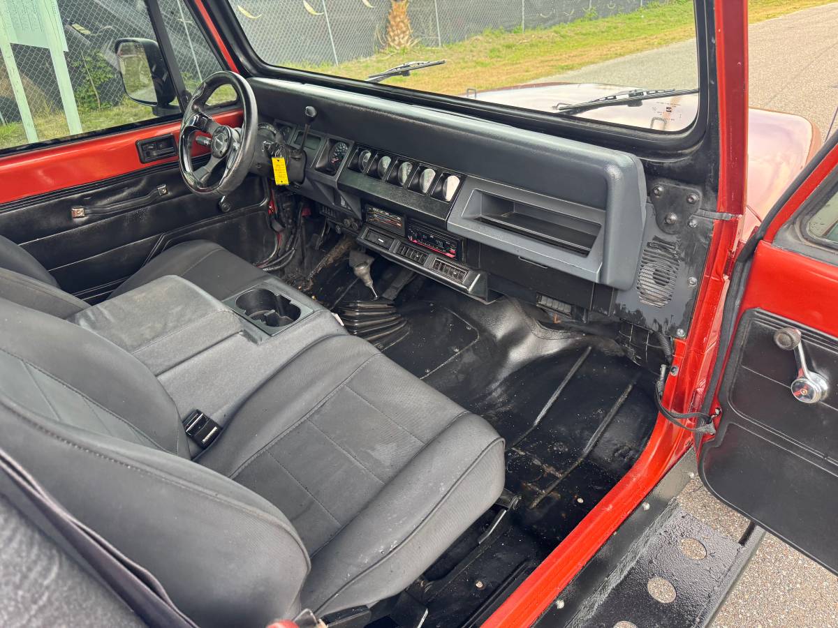 Jeep-Wrangler-1993-orange-12