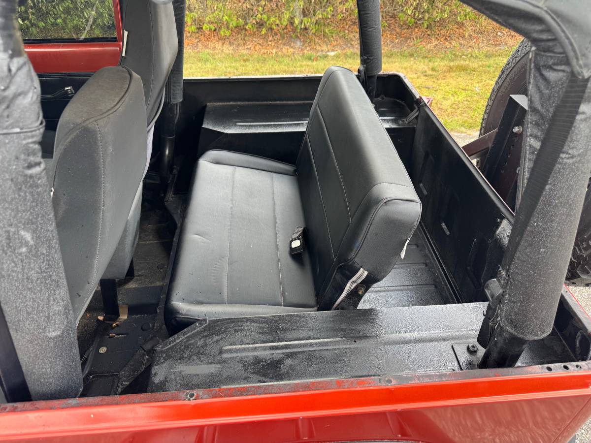 Jeep-Wrangler-1993-orange-8