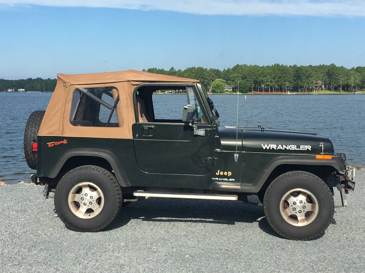 Jeep Wrangler  1995 green