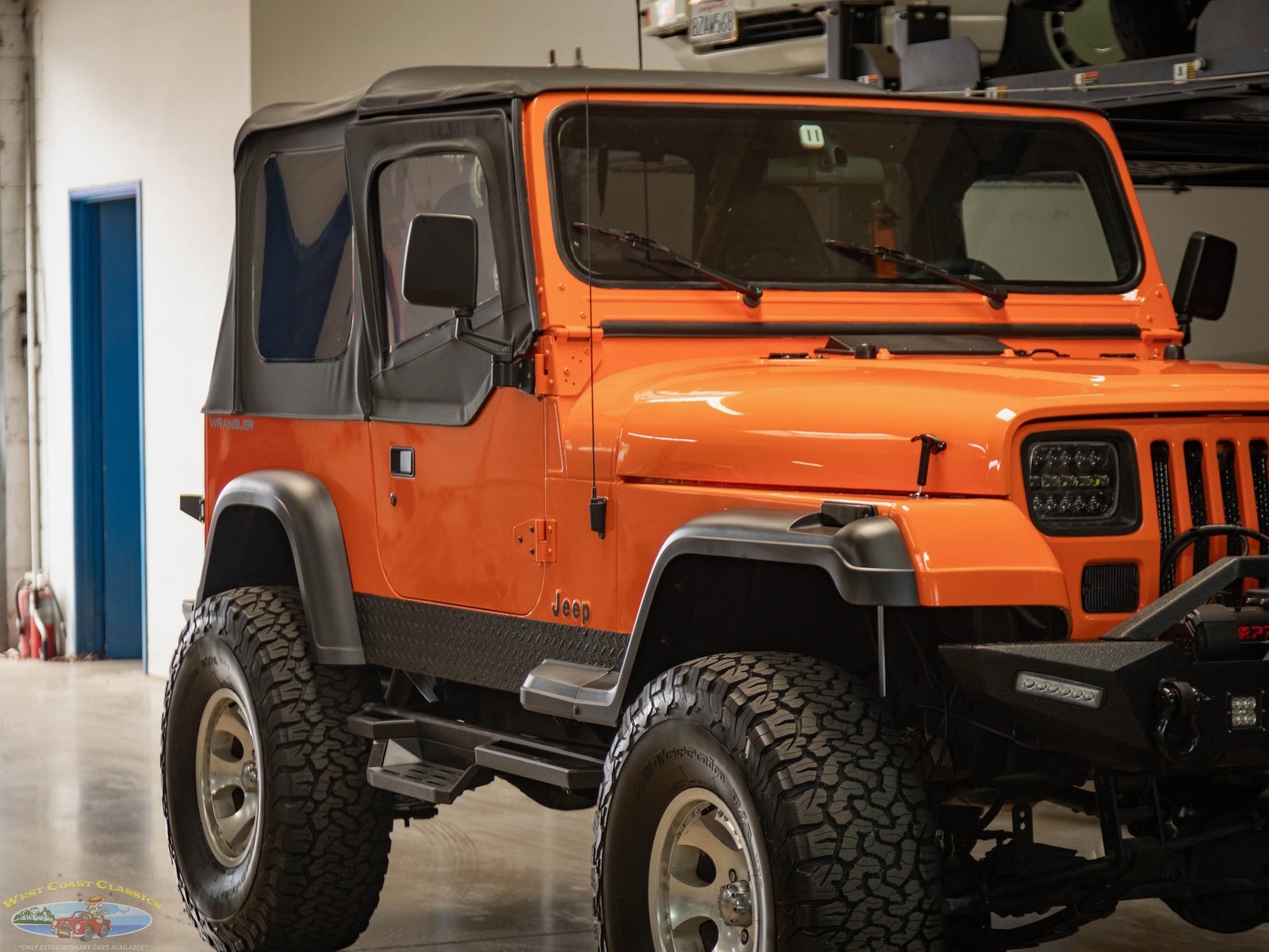 Jeep-Wrangler-Custom-1994-SUV-10