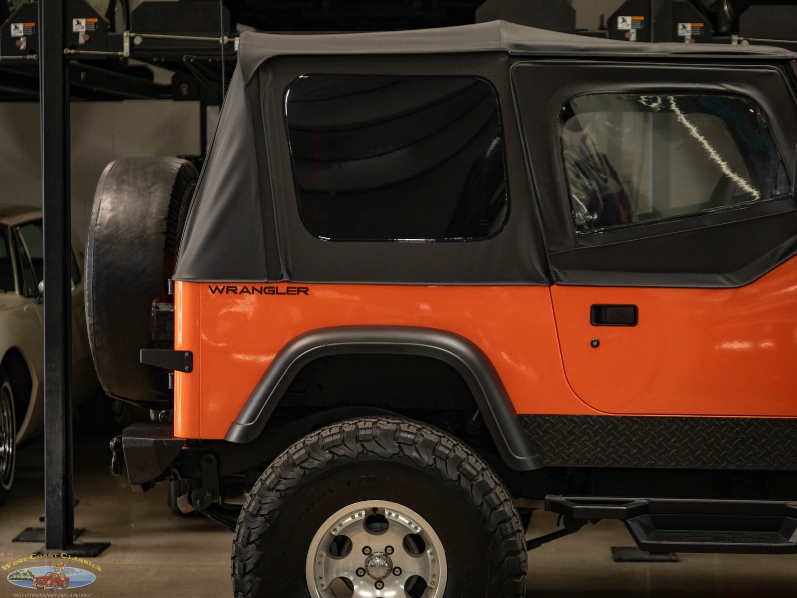 Jeep-Wrangler-Custom-1994-SUV-2
