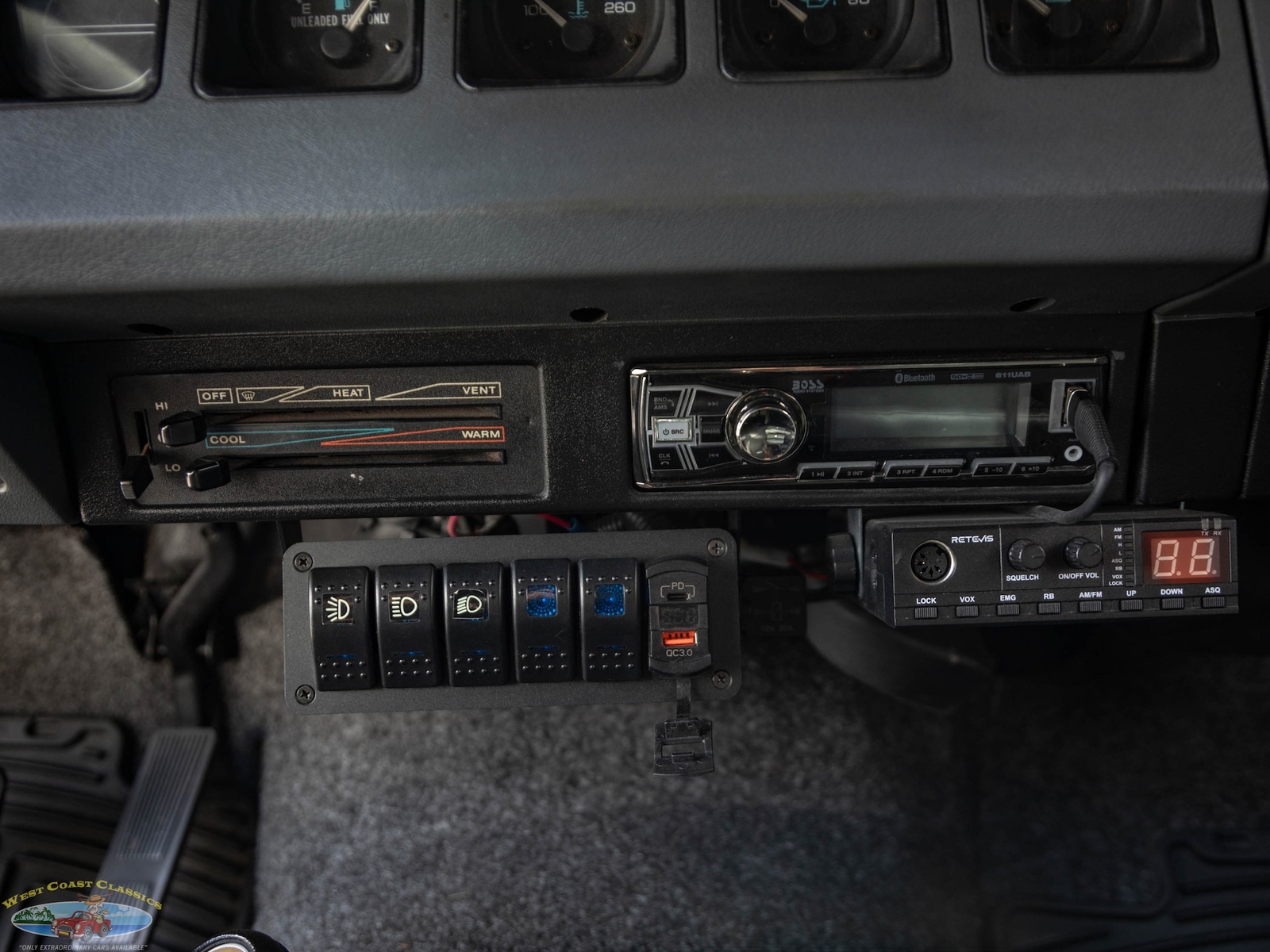 Jeep-Wrangler-Custom-1994-SUV-38