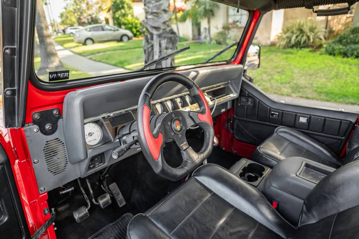 Jeep-Wrangler-islander-1990-red-5
