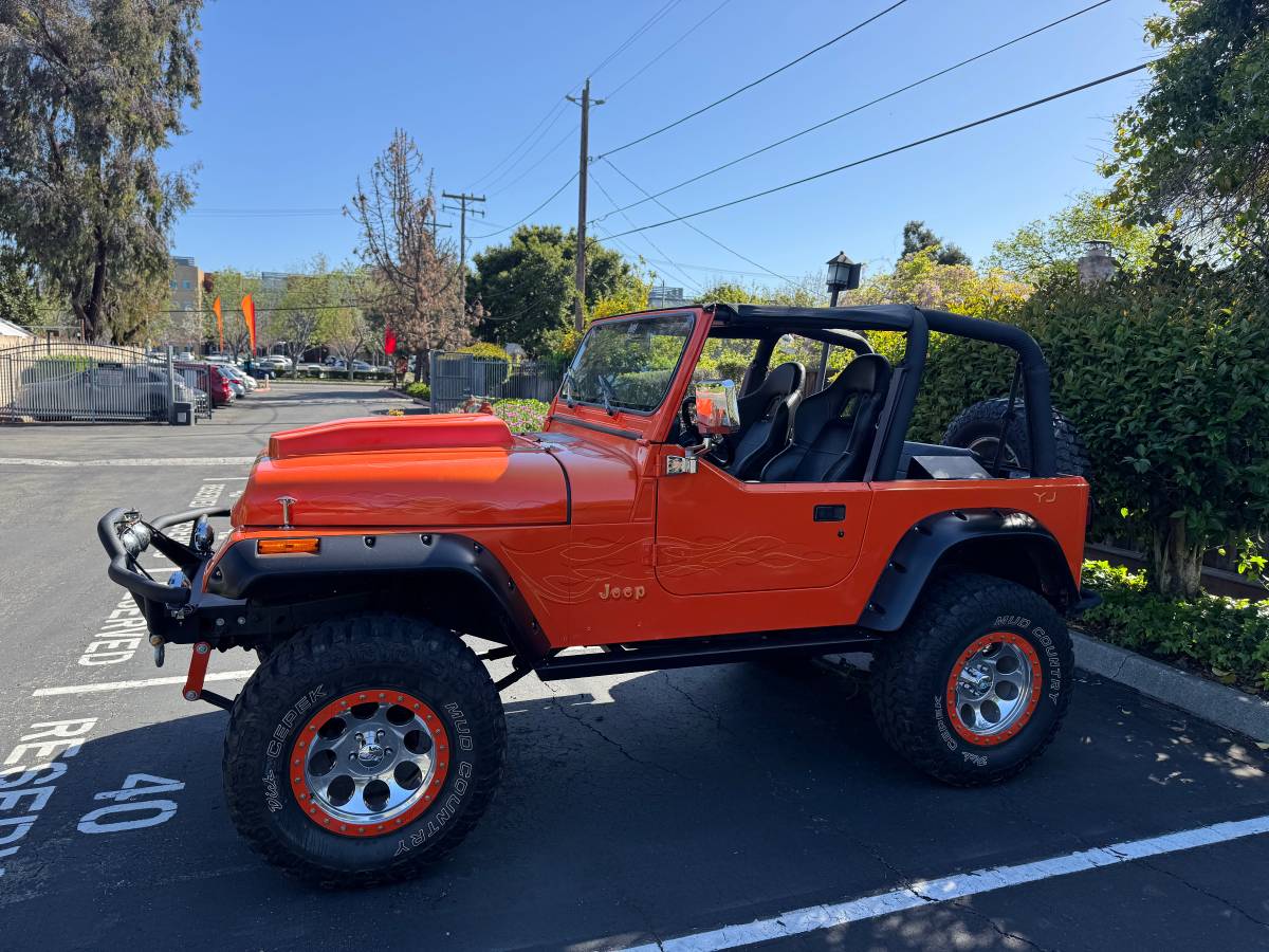 Jeep-Wrangler-s-1995-orange-1