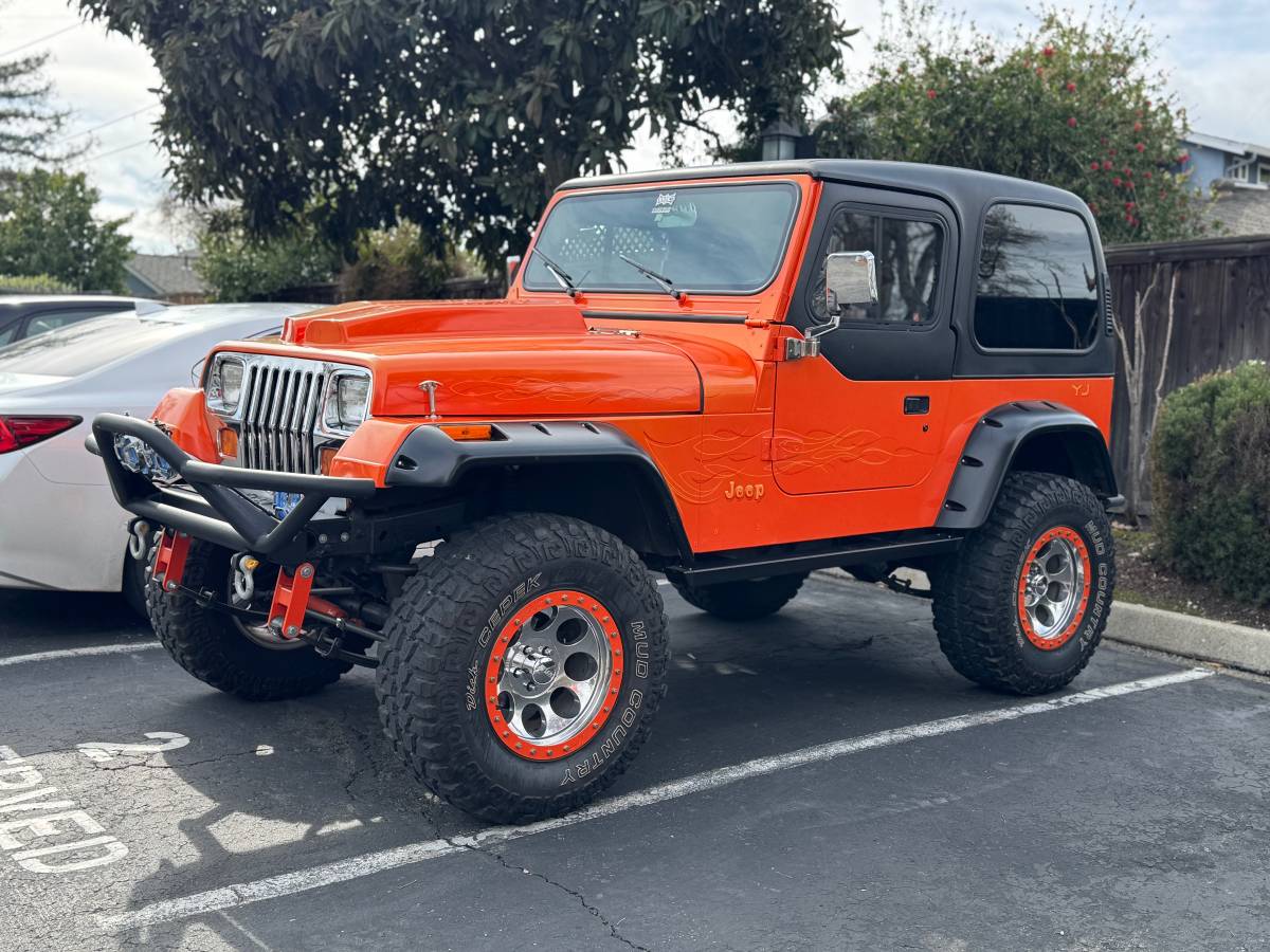 Jeep-Wrangler-s-1995-orange-10