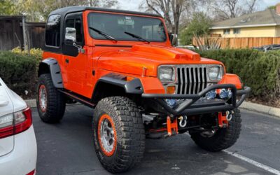 Jeep Wrangler s  1995 orange