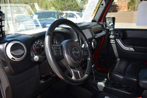 Jeep-Wrangler-unlimited-2011-red-12