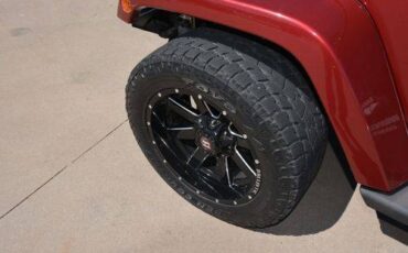 Jeep-Wrangler-unlimited-2011-red-14
