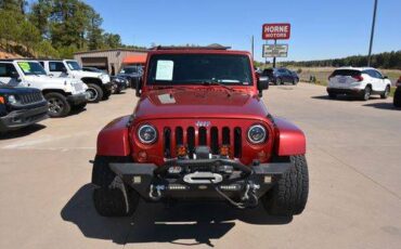 Jeep-Wrangler-unlimited-2011-red-3