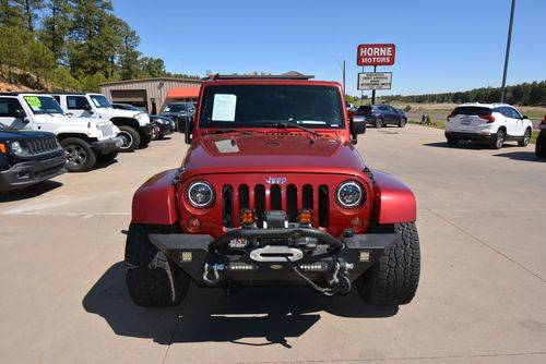 Jeep-Wrangler-unlimited-2011-red-3