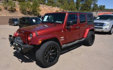 Jeep-Wrangler-unlimited-2011-red