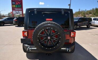 Jeep-Wrangler-unlimited-2011-red-5