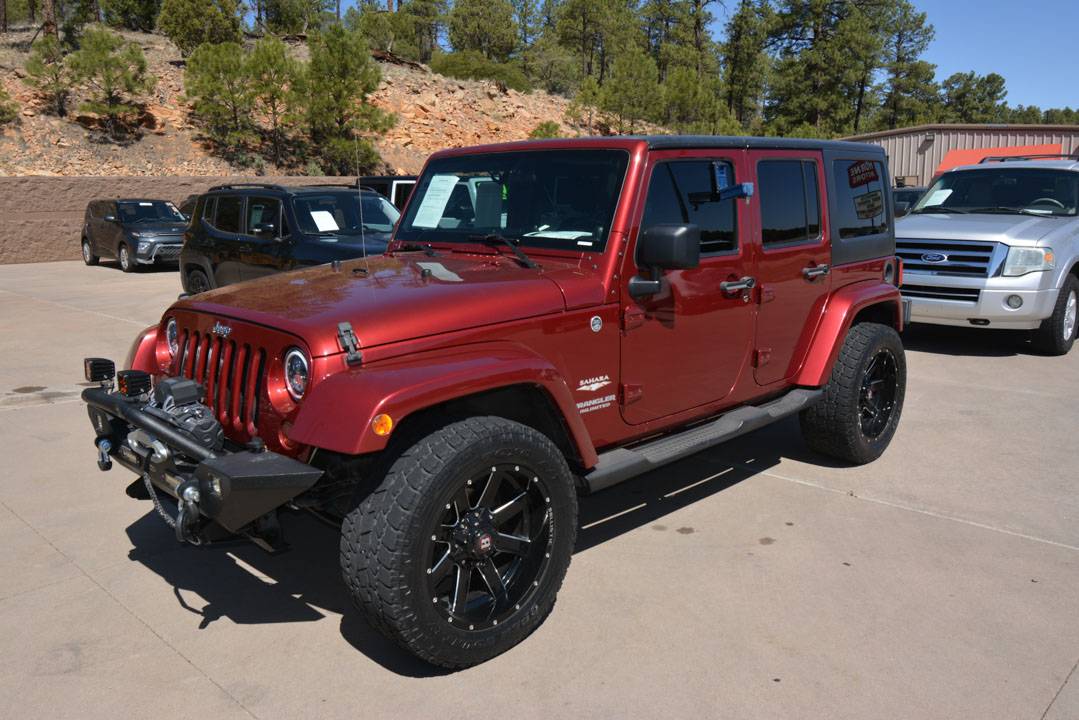 Jeep-Wrangler-unlimited-2011-red