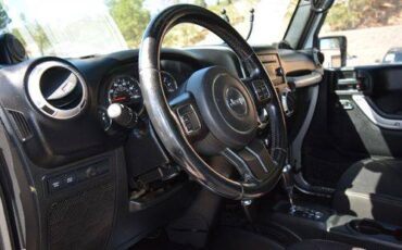 Jeep-Wrangler-unlimited-2014-silver-11